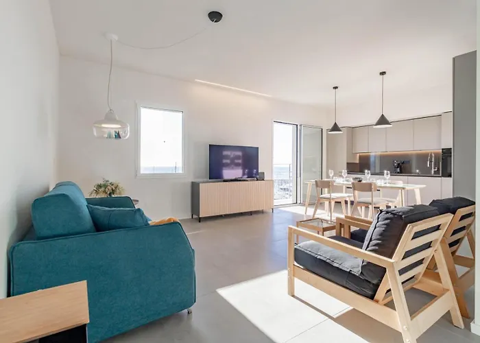 Апартаменты Zaffiro Attico Sanremo- Stunning View Terrace
