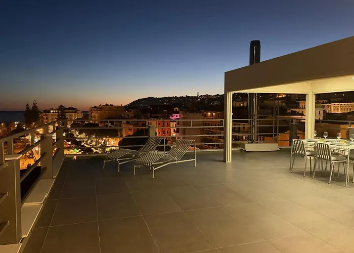 Zaffiro Attico Sanremo- Stunning View Terrace Апартаменты *