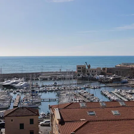 Zaffiro Attico Sanremo- Stunning View Terrace サンレモ