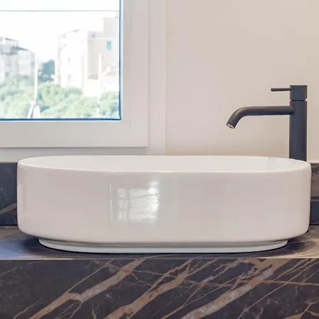 Zaffiro Attico Sanremo- Stunning View Terrace Διαμέρισμα *